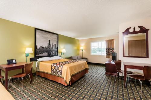 Gallery image of Super 8 by Wyndham Mt. Carmel IL in Mount Carmel