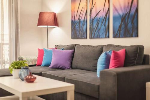 Bright & Modern 1BD Apartment in Neos Kosmos