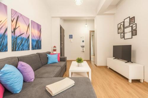 Bright & Modern 1BD Apartment in Neos Kosmos