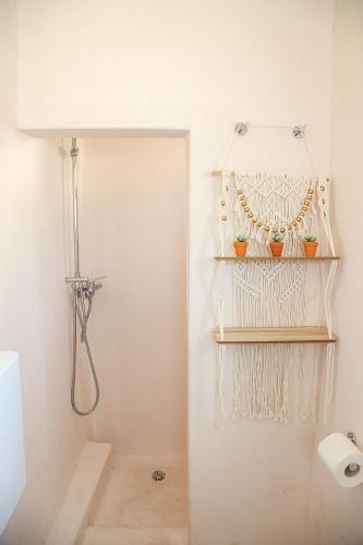 To Kamnaki - beachfront apartment in Mykonos town
