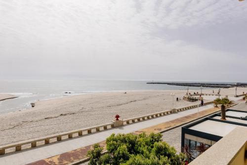 a view of the beach from a building at BESTVILLAS Âncora Rio in Vila Praia de Âncora