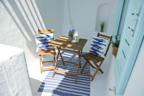 To Kamnaki - beachfront apartment in Mykonos town
