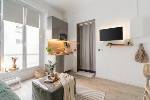 FurtiveStay - Galeries Fayette - 11 Joubert