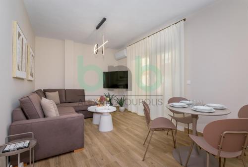 V - Luxury Suites C1