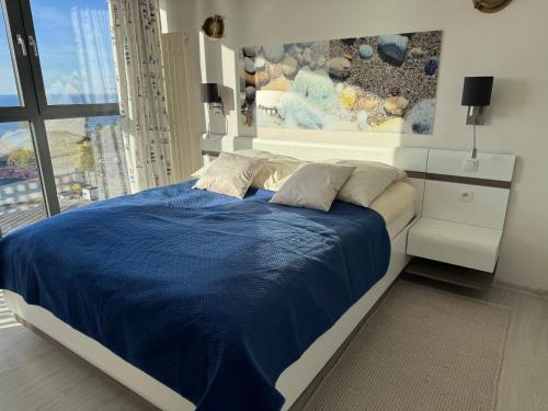 Apartament HORYZONT 8 piętro z widokiem na morze