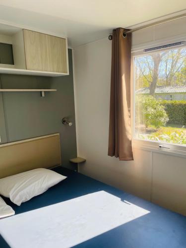 Camping 4 étoiles mobil-home confort 3 chambres