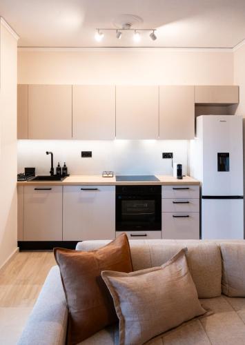 Sunny Modern Apt Side Acropolis View Ped Str