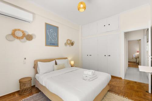 Cozy Two Bedroom Apt Near Katehaki Street & Metro