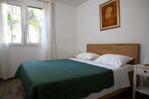 Apartments with parking space Artatore, Losinj - 17591