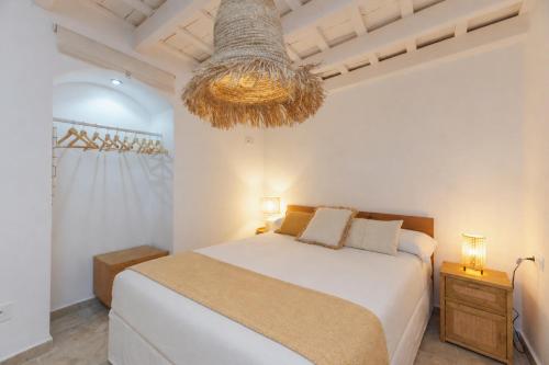 Silos Secret · Boutique Studio | Patio · A/C | Old Town Tarifa