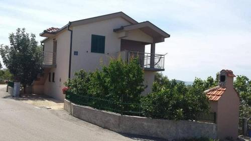 Apartments with parking space Zecevo Rtic, Rogoznica - 25680
