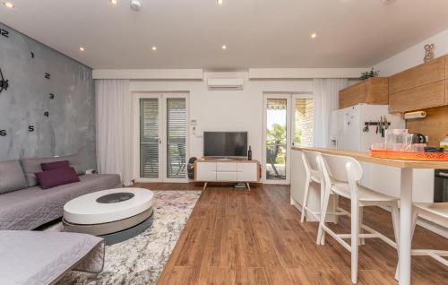 Awesome Apartment In Biograd With Wifi