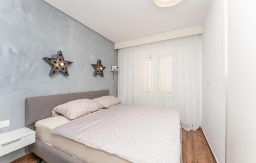 Awesome Apartment In Biograd With Wifi