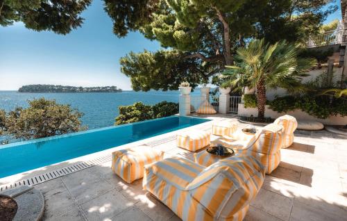 Villa Mey's Place