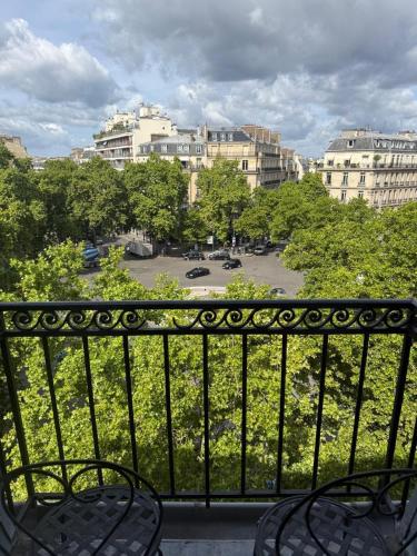 Elegant Apartment - Arc de Triomphe