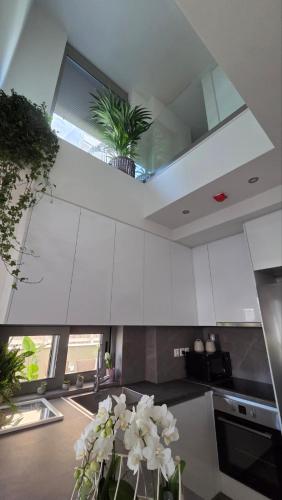 Sagma Garden maisonette with Pool Glyfada Athens