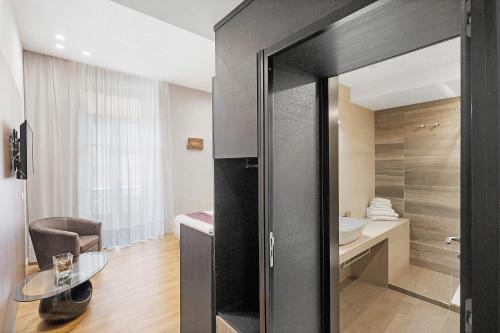 Duomo Deluxe Apartments and Rooms