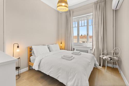 Luxury 2BR Across Archaeological Museum