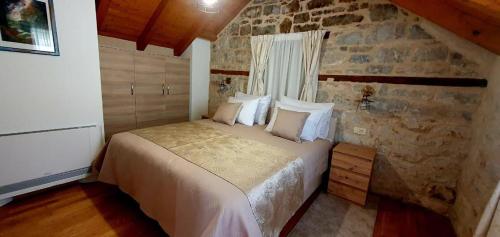 Beautiful renovated stone villa