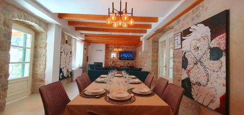 Beautiful renovated stone villa