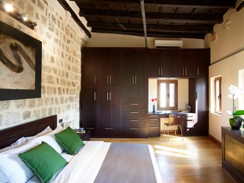 Filoxenia Boutique House Old Town