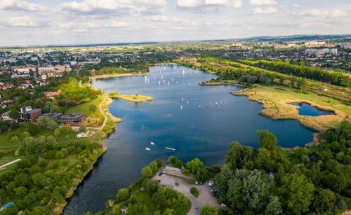 Bagry Lake Grand Terrace AC & Free Parking