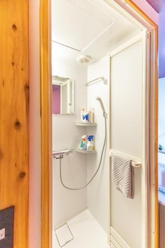 Near Shinjuku Quiet residential area in Nakano-Honcho Direct access by subway Cozy, great-value listing
