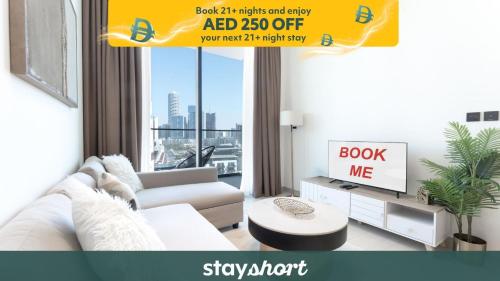 Free housekeeping visits during your stay - StayShort - JVC Apartment Sleeps 4 with Pool View