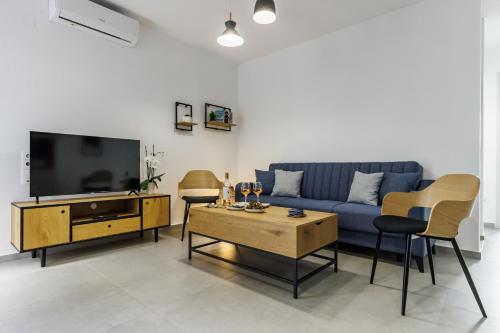 The Grey Nest - Skopelos Town Hideaway