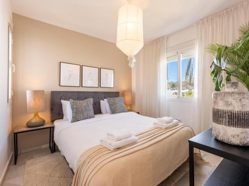Los Naranjos modern 3 bedroom penthouse