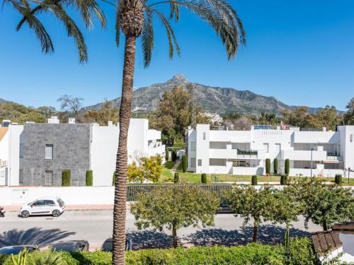 Los Naranjos modern 3 bedroom penthouse