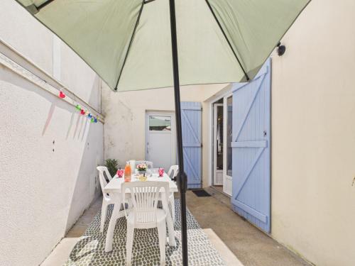 Maison proche centre-ville et plage - 6 pers
