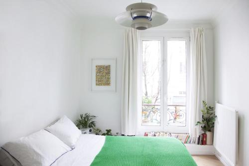Lovely parisian flat in Montmartre