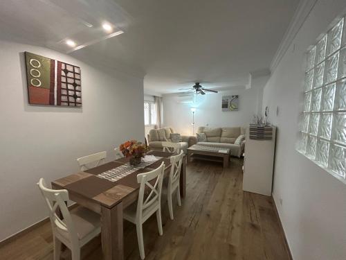 Holidays & Home La Quinta Resort, 2 hab ,piscina y playa a 150 m