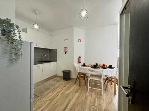 Albufeira Skylight 3 With Pool by Homing