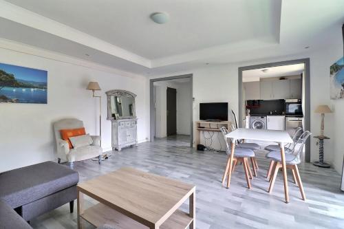 Loue appart 2 ch 67 M2 plein sud St Aygulf 100 M mer et plage