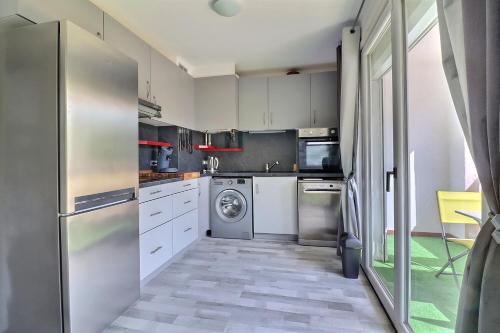 Loue appart 2 ch 67 M2 plein sud St Aygulf 100 M mer et plage