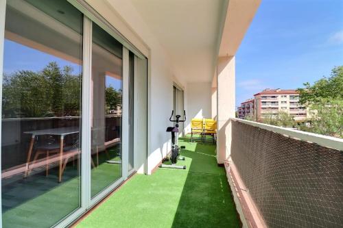 Loue appart 2 ch 67 M2 plein sud St Aygulf 100 M mer et plage