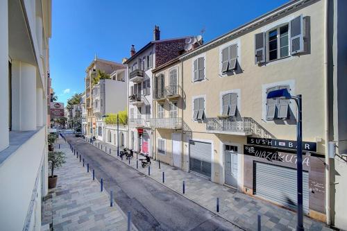 Magnifique 2 chambres VERANDA, CANNES CENTRE-BANANE A2B088