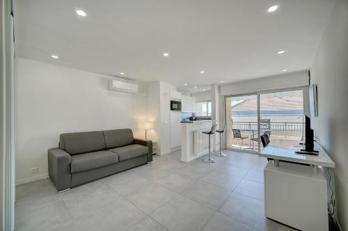 Cosy Studio BALCON, proche PLAGES- CENTRE CANNES A0B166