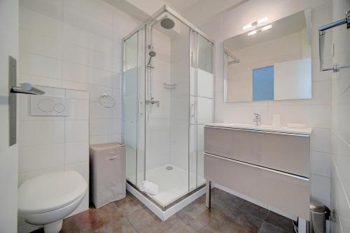 Confortable Studio Calme, Latour Mauboug-CARLTON MARTINEZ A0B107