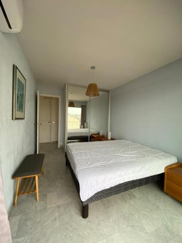 Juan les Pins Le Bristol, 3 room apartment with sea view photo 8