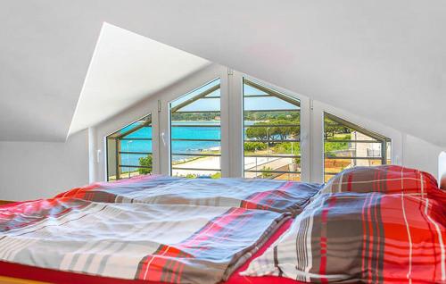 Lovely Apartment In Medulin With Wifi