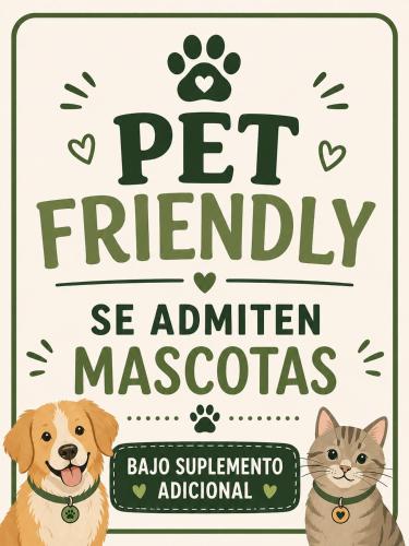 a dog and a cat on a pet friendly sign at Casa Rural Abuela Luci in Santibáñez de Béjar