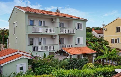 Beautiful Apartment In Pula