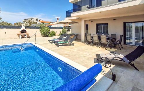 Beautiful Home In Pula