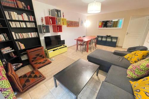 Spacious apartment close to attractions