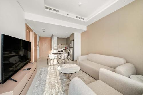 Modern 1BR in Brand-New Cloud Tower in JVT
