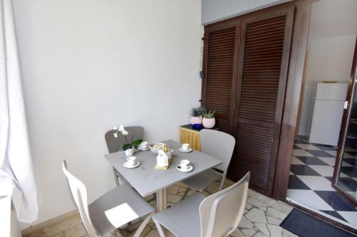 Stylish renovated vacation flat with terrace