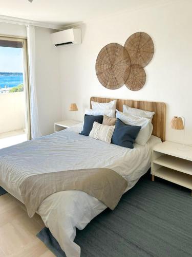 Pointe Croisette Spacious 1-Bedroom Overlooking Port Moure Rouge ID1209